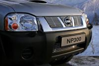 Декоративный элемент нижнего воздухозаборника d10 мм (1 элемент из 7 трубочек) "Nissan NP300" 2008-